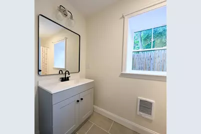 173 Westford St, Lowell, MA 01851 - Photo 36