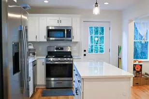 173 Westford St, Lowell, MA 01851 - Photo 12