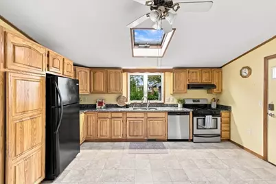 30 Bay Street, Wareham, MA 02532 - Photo 6