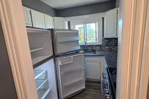 42 Mott, Fall River, MA 02721 - Photo 4