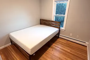 7 Pinckney Pl, Somerville, MA 02145 - Photo 10
