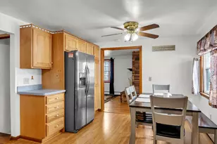 12 Clifford St, Boston, MA 02136 - Photo 10