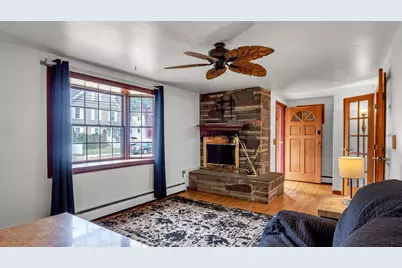 12 Clifford St, Boston, MA 02136 - Photo 6