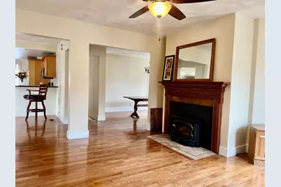 55 Beach St #2, Malden, MA 02148 - Photo 4