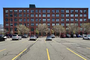 249 A St, Boston, MA 02210 - Photo 10