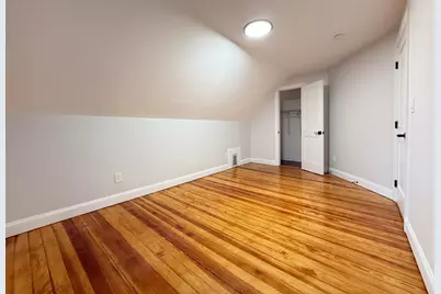 16 Willow Ave #3, Somerville, MA 02144 - Photo 2