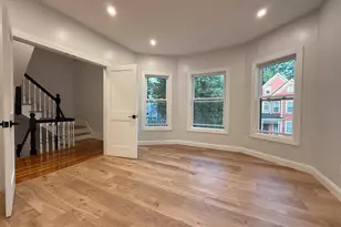 16 Willow Ave, Somerville, MA 02144 - Photo 2