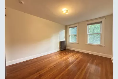 32 Sidlaw Rd #5, Boston, MA 02135 - Photo 2