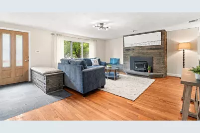 257 Cross Street, Winchester, MA 01890 - Photo 4