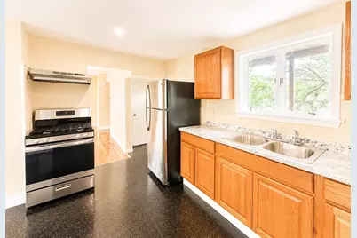 17-19 Acorn St, Lynn, MA 01902 - Photo 12