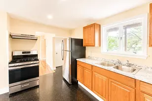 17-19 Acorn St, Lynn, MA 01902 - Photo 12