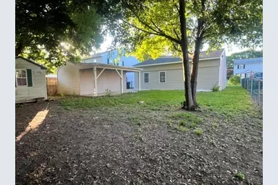 27 Dubois St, Springfield, MA 01151 - Photo 12