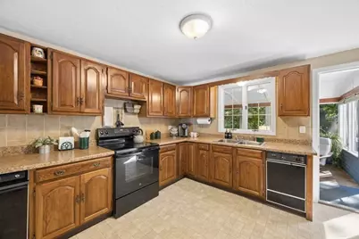11 Rustic Drive, Northborough, MA 01532 - Photo 10