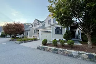 38 Courtyard Pl, Lexington, MA 02420 - Photo 1