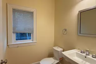 38 Courtyard Pl, Lexington, MA 02420 - Photo 6
