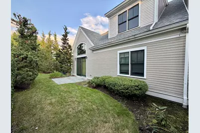 38 Courtyard Pl #38, Lexington, MA 02420 - Photo 20