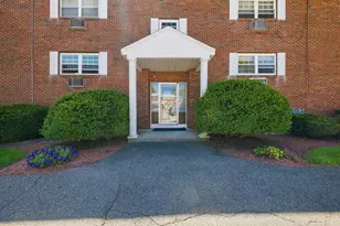39 Pleasant St, Northborough, MA 01532 - Photo 4