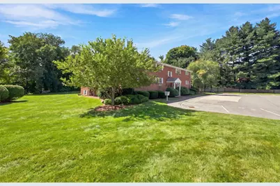 39 Pleasant Street #4C, Northborough, MA 01532 - Photo 2