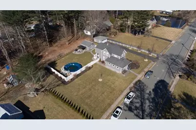 28 Fairview Ave, Brockton, MA 02301 - Photo 10