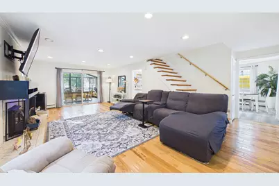 968 Osgood St, New Bedford, MA 02745 - Photo 8