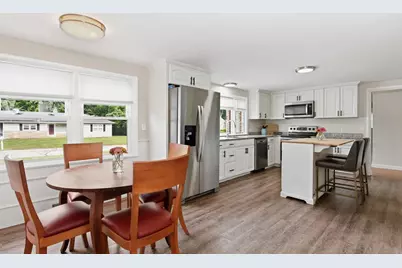 71 Norlen Park, Bridgewater, MA 02324 - Photo 4