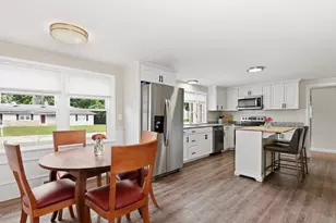 71 Norlen Park, Bridgewater, MA 02324 - Photo 4