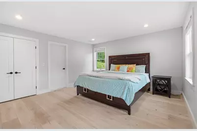 1 Lincoln Ct, Medfield, MA 02052 - Photo 20