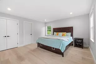 1 Lincoln Ct, Medfield, MA 02052 - Photo 20