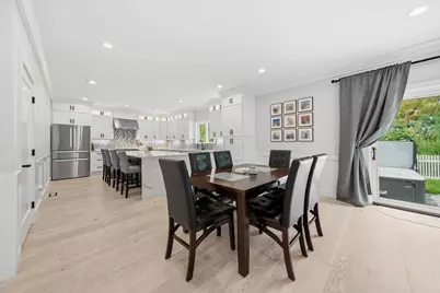 1 Lincoln Ct, Medfield, MA 02052 - Photo 10