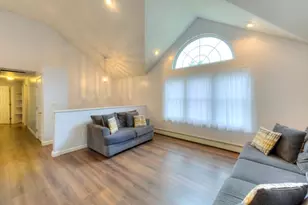 4 Matteo St, Worcester, MA 01606 - Photo 10