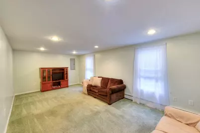 4 Matteo St, Worcester, MA 01606 - Photo 22