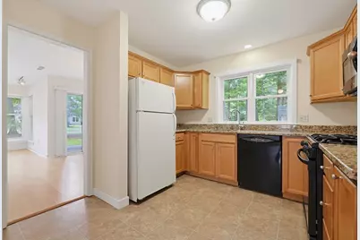 4 Oak Ct #4, Rockland, MA 02370 - Photo 14