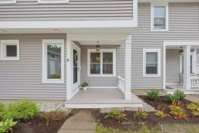4 Oak Ct #4, Rockland, MA 02370 - Photo 2