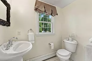 24 Richardson St, Winchester, MA 01890 - Photo 14