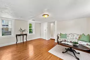 24 Richardson St, Winchester, MA 01890 - Photo 16