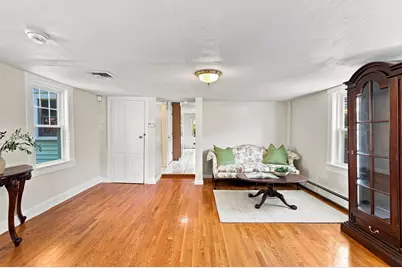 24 Richardson St, Winchester, MA 01890 - Photo 18