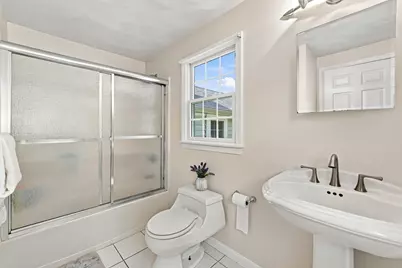 24 Richardson St, Winchester, MA 01890 - Photo 32