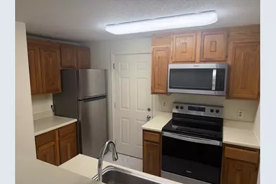 13 Walden Dr #7, Natick, MA 01760 - Photo 4