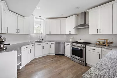 30 Oakland Street #30, Newton, MA 02458 - Photo 4