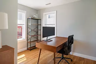 32 Oakland St, Newton, MA 02458 - Photo 10