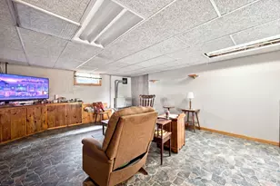 55 Park Ave, Ware, MA 01082 - Photo 12
