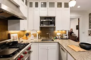 36 Holyoke St, Boston, MA 02116 - Photo 10