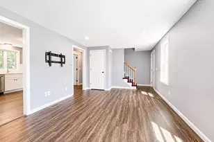 34-36 Hammond St, Bridgewater, MA 02324 - Photo 4