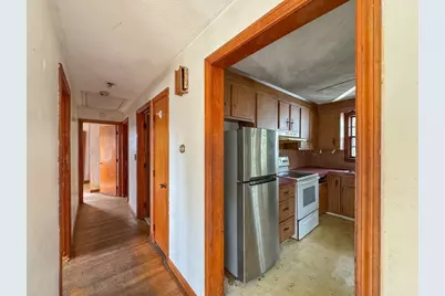 62 Carlisle St, Brockton, MA 02302 - Photo 10