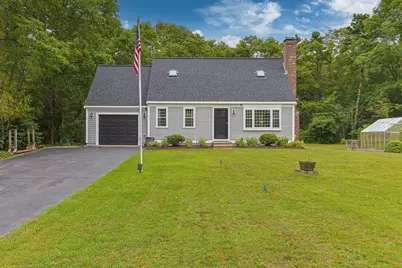 34 Commodore Ln, Barnstable, MA 02648 - Photo 1