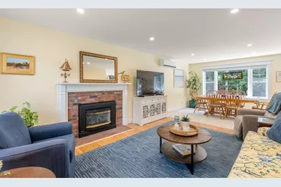 192 Winding Cove Rd, Barnstable, MA 02648 - Photo 2