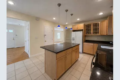 27 Sulivan Avenue, Newton, MA 02464 - Photo 4