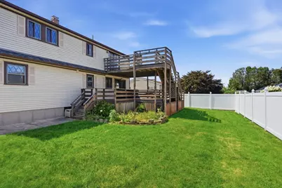 21 Webster St, Dartmouth, MA 02748 - Photo 40