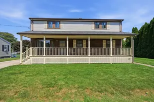 21 Webster St, Dartmouth, MA 02748 - Photo 2
