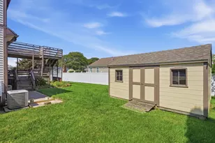 21 Webster St, Dartmouth, MA 02748 - Photo 36